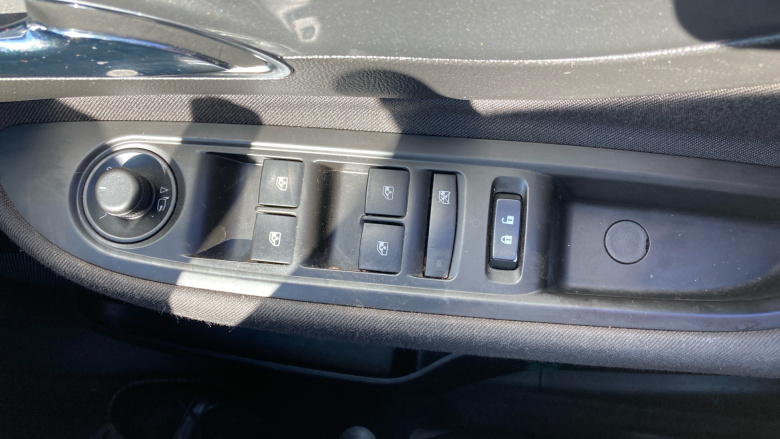 Vauxhall Mokka 1.4T Tech Line 5dr Petrol Hatchback